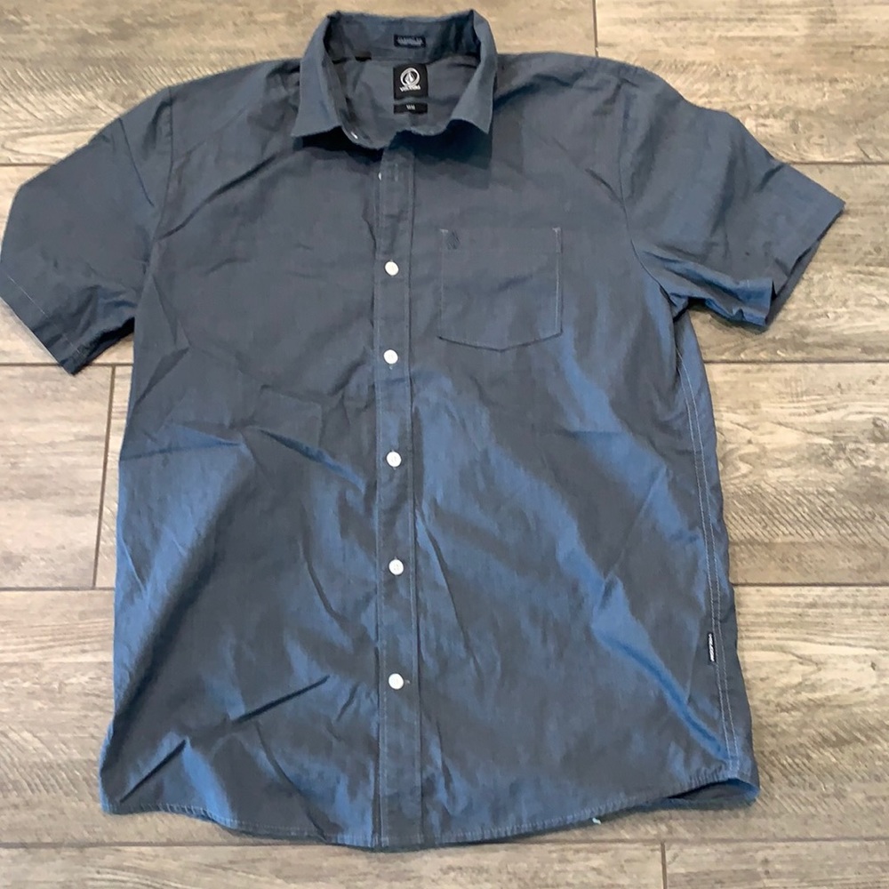 Volcom dress shirt